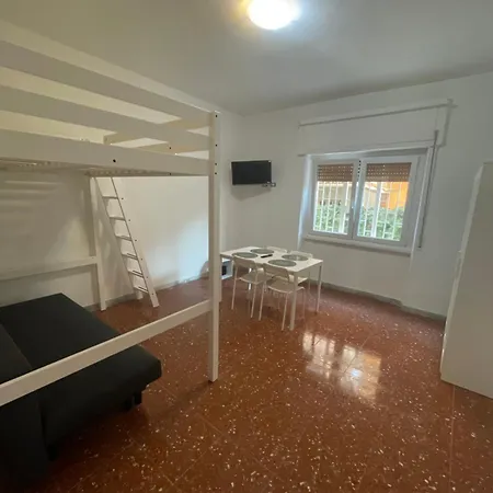 Homestay Stanza Confortevole A