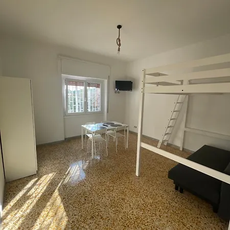 Homestay Stanza Confortevole A *